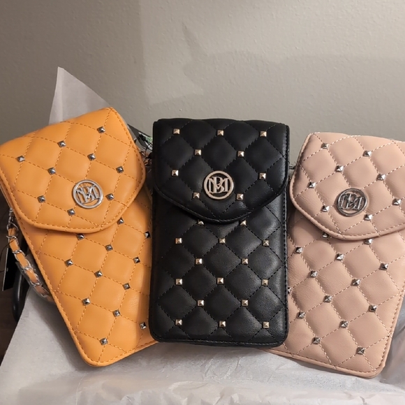 Quilted Crossbody Phone Bag -BLACK - Picture 9 of 9